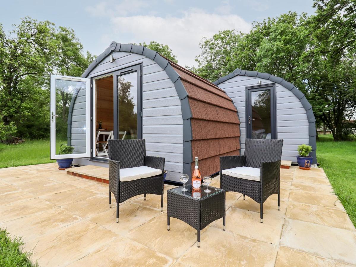 Meadow Lodge Berrys Place Farm Gloucester Exteriör bild